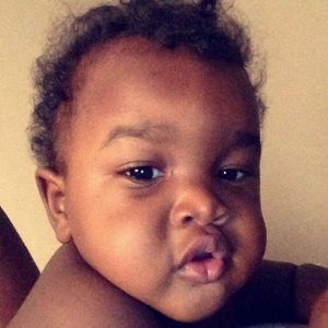 Meet your Posher, Mesha